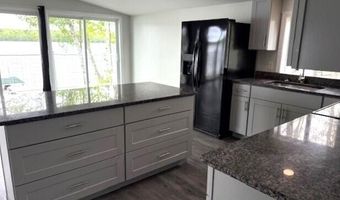 5 N Vigue Shore Rd, Albion, ME 04910