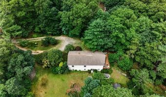 80 Old Shannock Rd, Charlestown, RI 02813