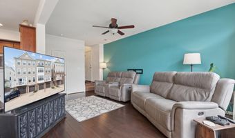 42227 CANARY GRASS Sq, Aldie, VA 20105