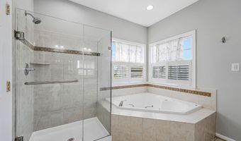 22247 WATERBERRY Ter, Ashburn, VA 20148