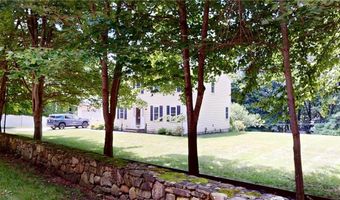 6 Forest Hill Dr, North Smithfield, RI 02896