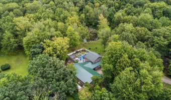 6182 High, Algonac, MI 48001