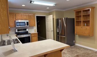 2106 Duane Dr, Beebe, AR 72012