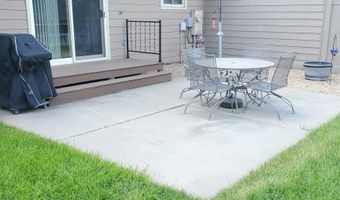 2 The Pnes, Beatrice, NE 68310