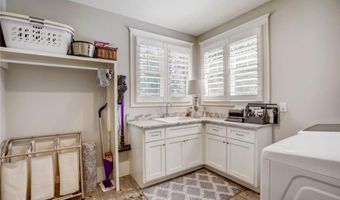 5341 Hill Rd NW, Acworth, GA 30101