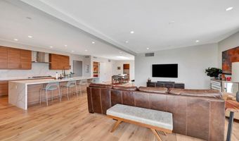 3097 Madison St 402, Carlsbad, CA 92008