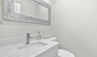 9403 FERRY LANDING Ct, Alexandria, VA 22309