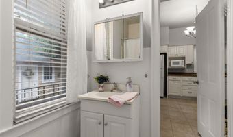 719 S STATE St, Appleton, WI 54911