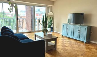 1300 ARMY NAVY Dr 816, Arlington, VA 22202