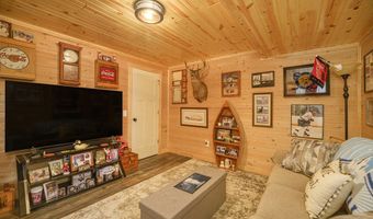 1749 Fairview Dr, Allegan, MI 49010
