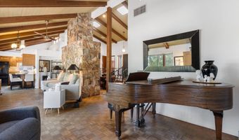4900 Justin Dr NW, Albuquerque, NM 87114