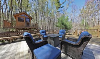 55 Mallard Dr, Becket, MA 01223