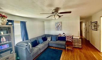 658 Union St, Bay St. Louis, MS 39520