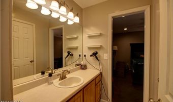 623 Sandpiper Dr, Brandon, MS 39047
