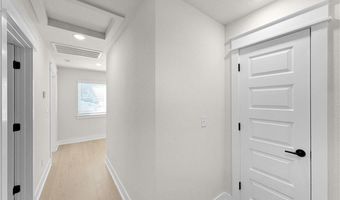 30 Benwick Ln, Bella Vista, AR 72714
