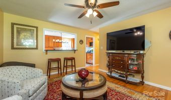 39 N Pershing Rd, Asheville, NC 28805