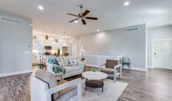 818 N McCloud Cir Unit 507, Andover, KS 67002