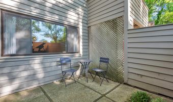 1052 CEDAR RIDGE Ct, Annapolis, MD 21403