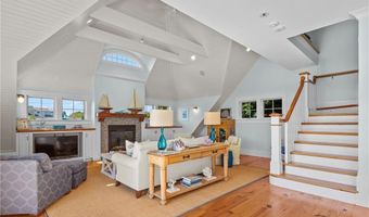 140 Tuckerman Ave, Middletown, RI 02842