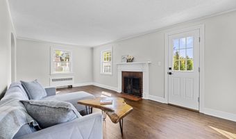 64 Fanway Ave, Bristol, CT 06010