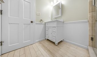 7 Sherborne Cir, Ashland, MA 01721