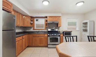106 EVERGREEN St, Bayonne, NJ 07002