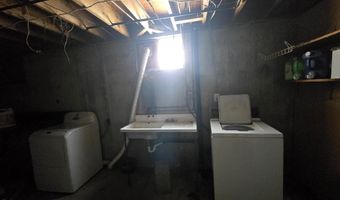 721 ARAPAHO St, Cheyenne, WY 82009