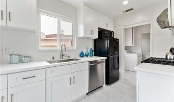 2106 W Judith Ln, Anaheim, CA 92804