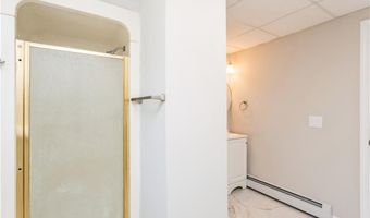 22 T Parker Rd, Foster, RI 02825
