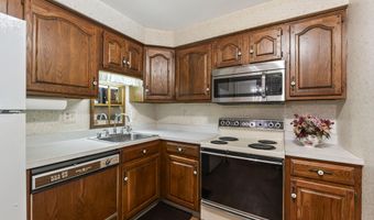 24 Parkwood Dr, Augusta, ME 04330