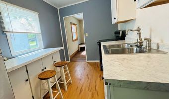 5854 Knollwood Dr, Ashtabula, OH 44004