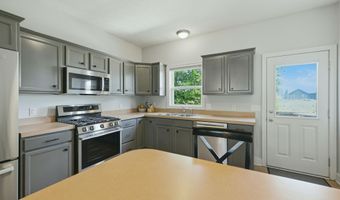 5363 Windfield Dr, Allendale, MI 49401