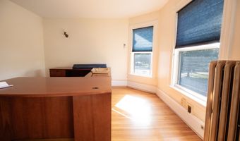 293 State St, Bangor, ME 04401