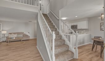 1934 N Charter Point Dr, Arlington Heights, IL 60004