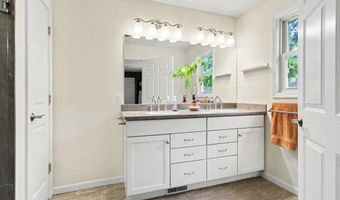 4196 Evergreen Rd, Adrian, MI 49221