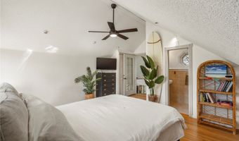 44 Kaupakalua Rd, Haiku, HI 96708