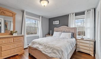 86 Jeannine Rd, Bellingham, MA 02019