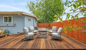 3455 Ann Dr, Carlsbad, CA 92008