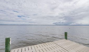 201 Hickory Point Dr, Aurora, NC 27806