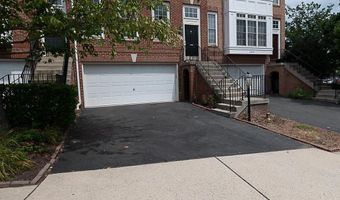 24635 KINGS CANYON Sq, Aldie, VA 20105