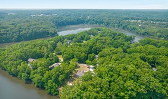 1663 Fairview Dr, Allegan, MI 49010