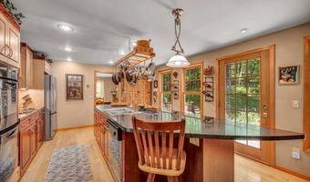 59 Indian Hill Rd, Canton, CT 06019