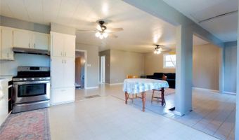 110 W Lakeshore Dr, McAlester, OK 74501