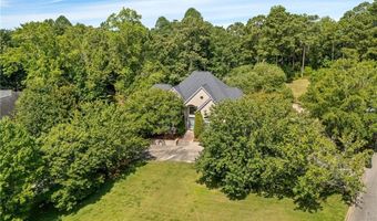694 MOORES MILL Dr, Auburn, AL 36830