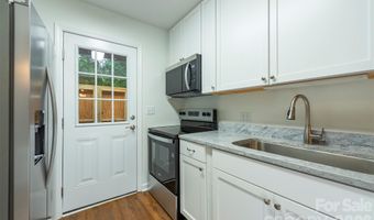 129 Colony Dr, Arden, NC 28704
