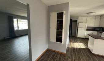 624 Kersten St, Bottineau, ND 58318
