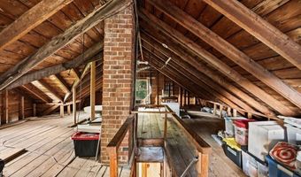 544 Main St, Acushnet, MA 02743