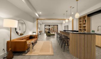 6916 CARMICHAEL Ave, Bethesda, MD 20817