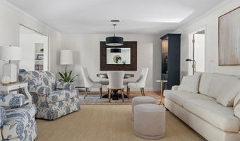 112 Pine Glen Dr C-2, East Greenwich, RI 02818