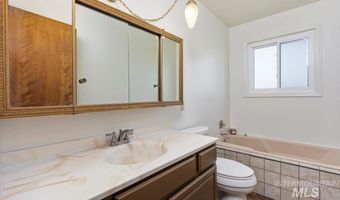 209 Fruitland Ave N, Buhl, ID 83316